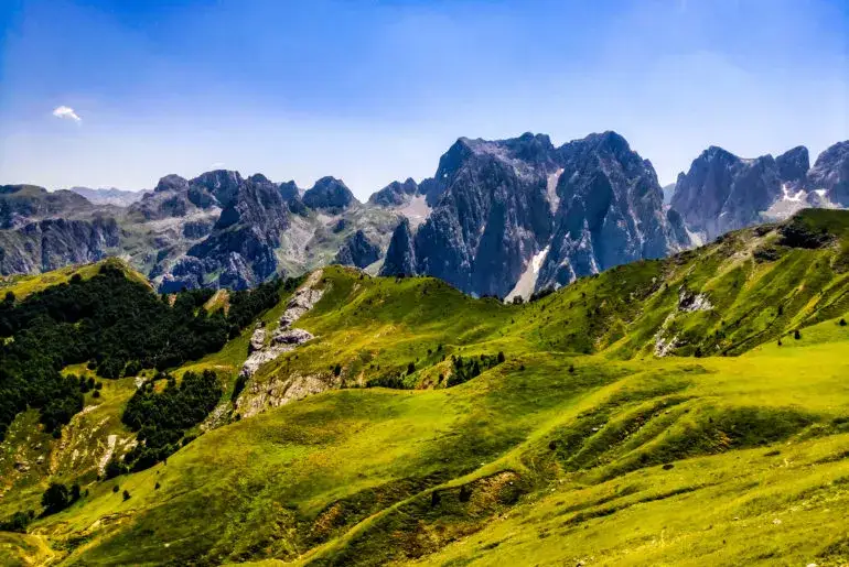 Jaka jest pogoda w górach - uniknij nieprzyjemnych niespodzianek