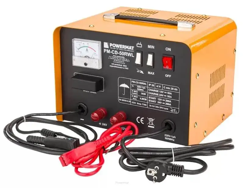 Ciągnik nie pali? Jaki prostownik z rozruchem wybrać?