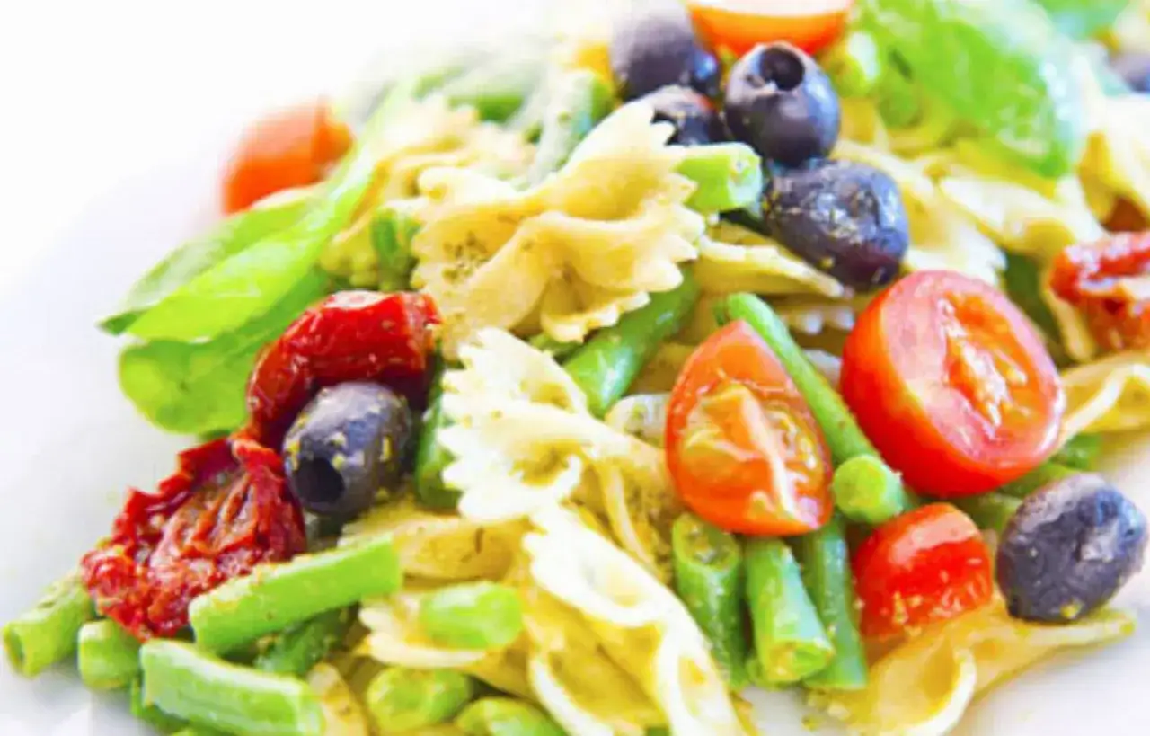 Z czym jeść makaron na diecie, aby schudnąć i czuć się sytym