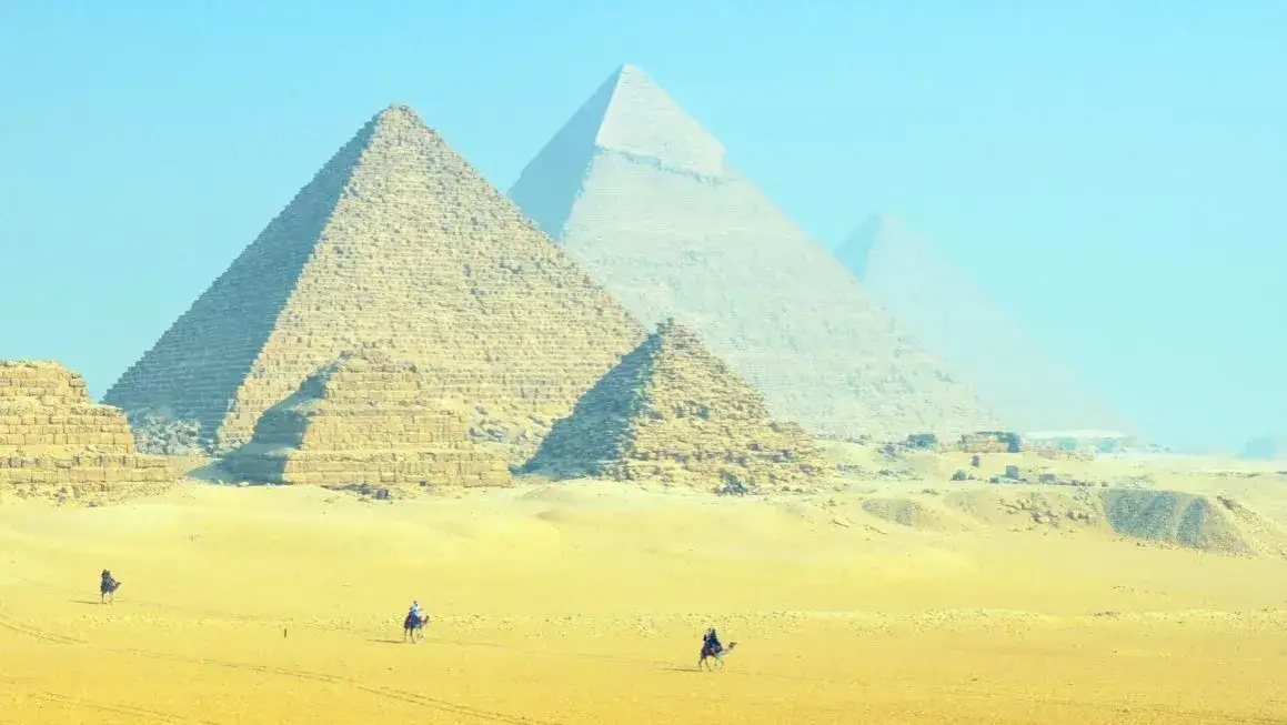 Czy w Egipcie można wychodzić poza hotel? Bezpieczeństwo i porady dla turystów