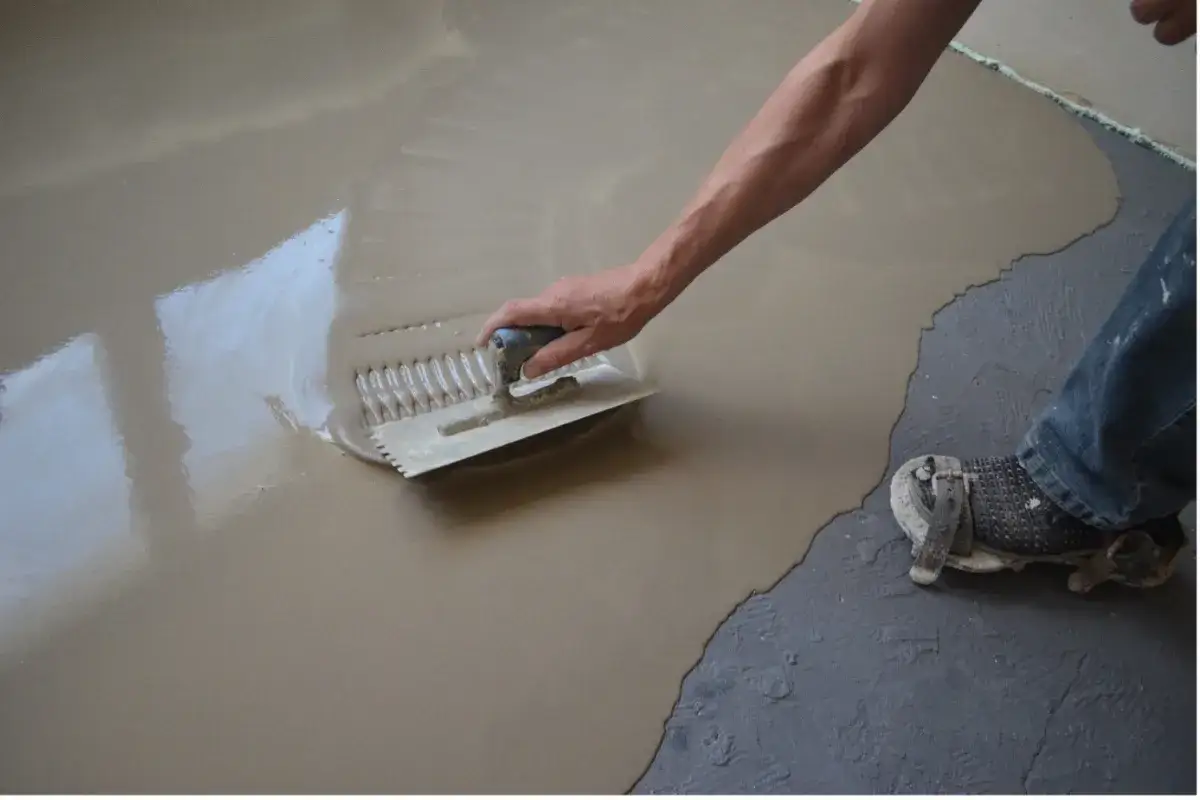 Jak długo schnie wylewka samopoziomująca? Uniknij błędów w remoncie!
