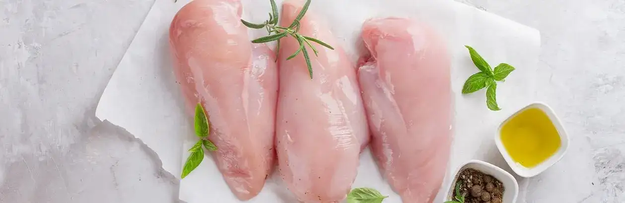 Ile kalorii ma 100g kurczaka? Sprawdź, co warto wiedzieć o diecie