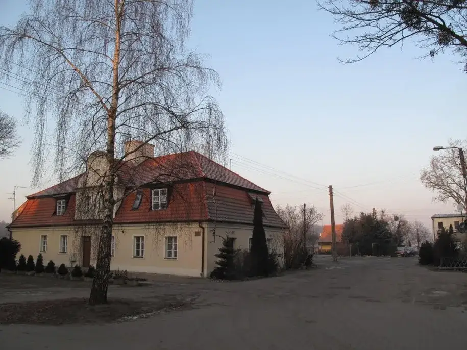 Gdzie urodziła się Wisława Szymborska? Kontrowersje między Bninem a Kórnikiem