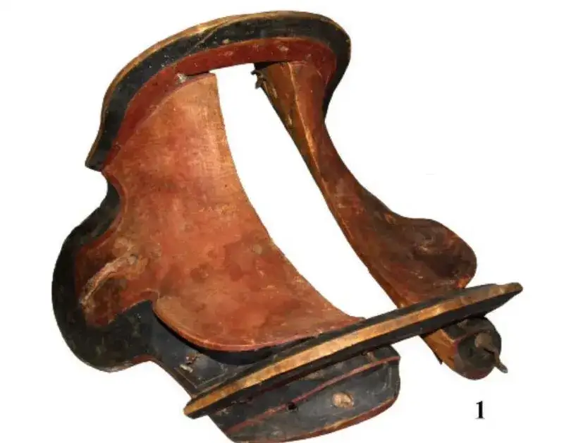 Mongolskie siodło co to? Odkryj jego fascynującą historię i znaczenie