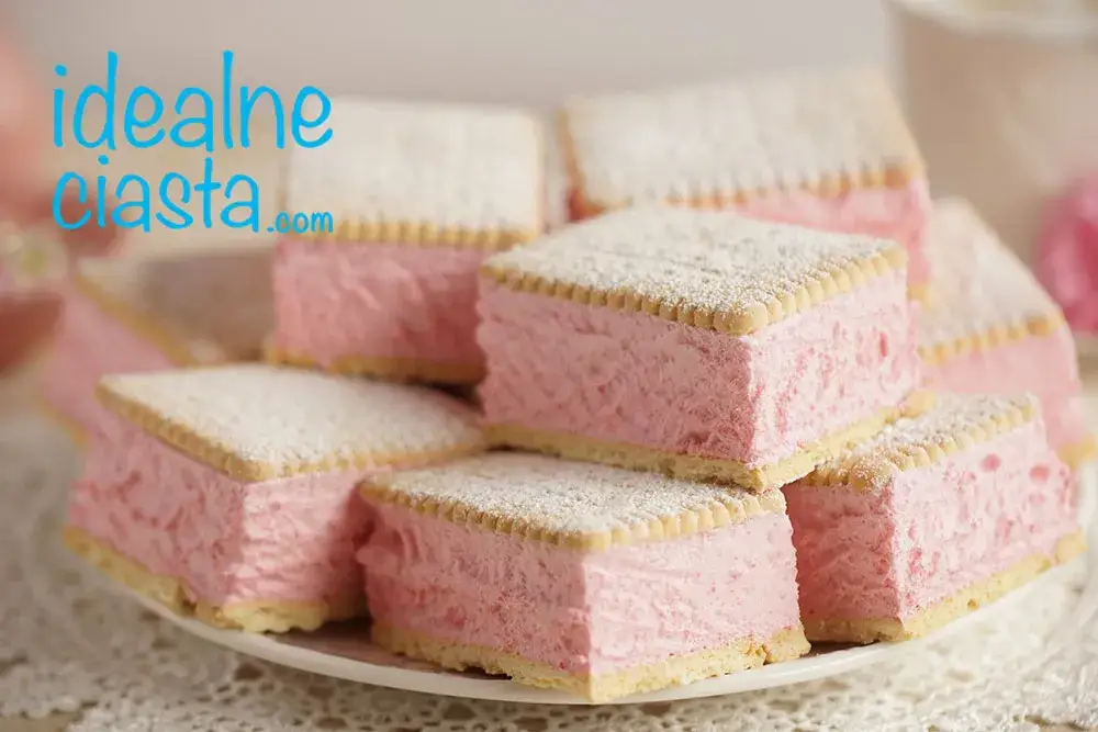 Jak zrobić piankę z galaretki? Przepis na idealny deser krok po kroku