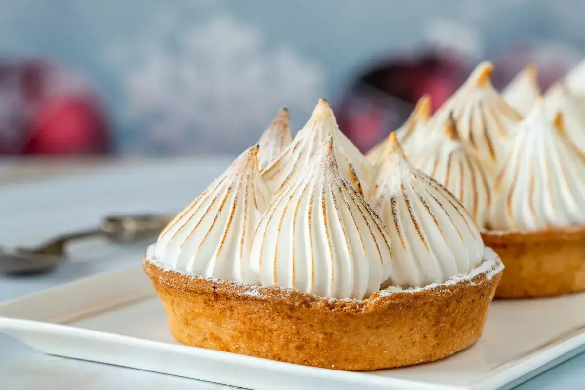 Beza włoska vs szwajcarska: Która beza wygrywa do opalania palnikiem?