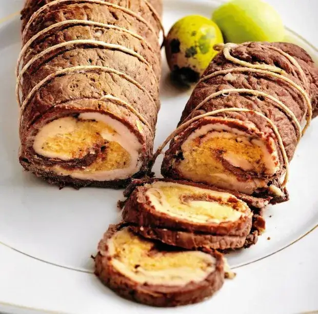 Wykwintne dania z wieprzowiny, które zachwycą Twoich gości na przyjęciu