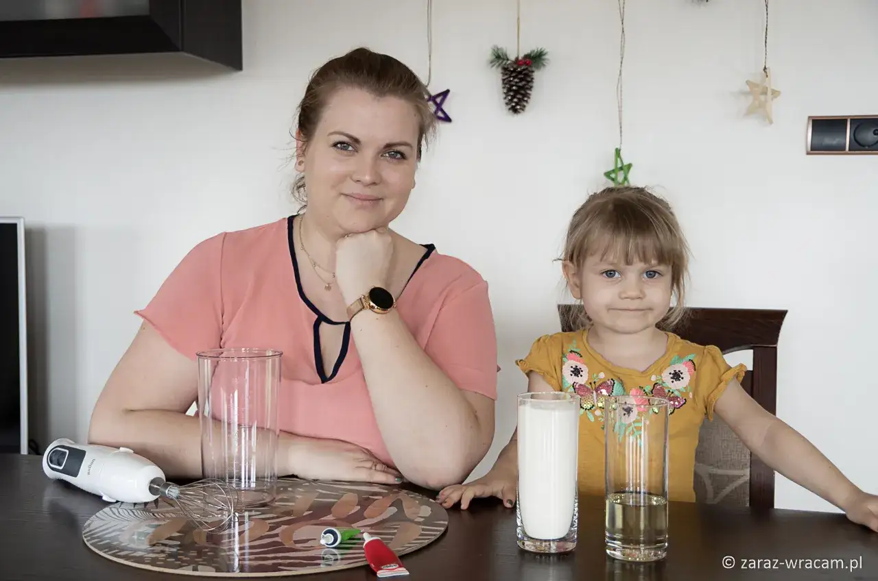 Piasek kinetyczny DIY: 3 proste przepisy na bezpieczną zabawę!