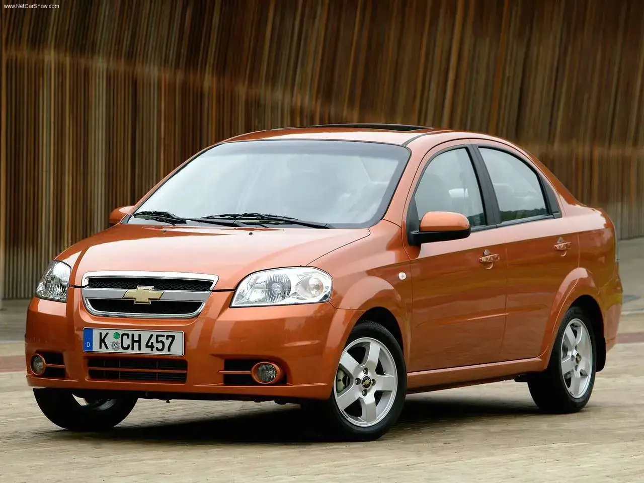Chevrolet Aveo: Pojemność baku, rezerwa i zasięg. Wszystko, co musisz wiedzieć!