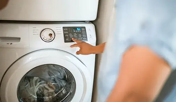 Co to jest inwerter w pralce? Funkcje i zalety technologii