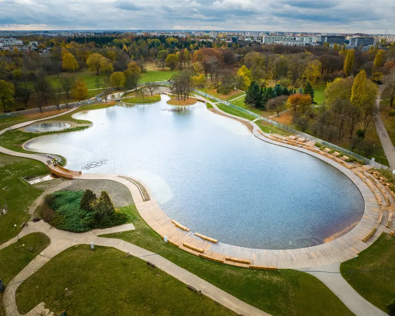 Najlepsze atrakcje w Polach Mokotowskich, które musisz poznać