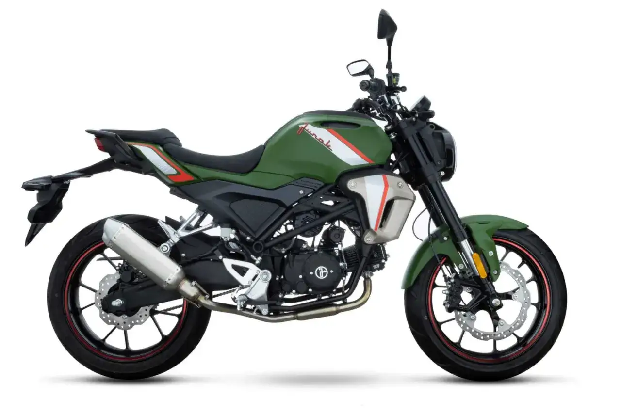 Motorower bez prawa jazdy? Kto może, a kto zapłaci 30 000 zł?