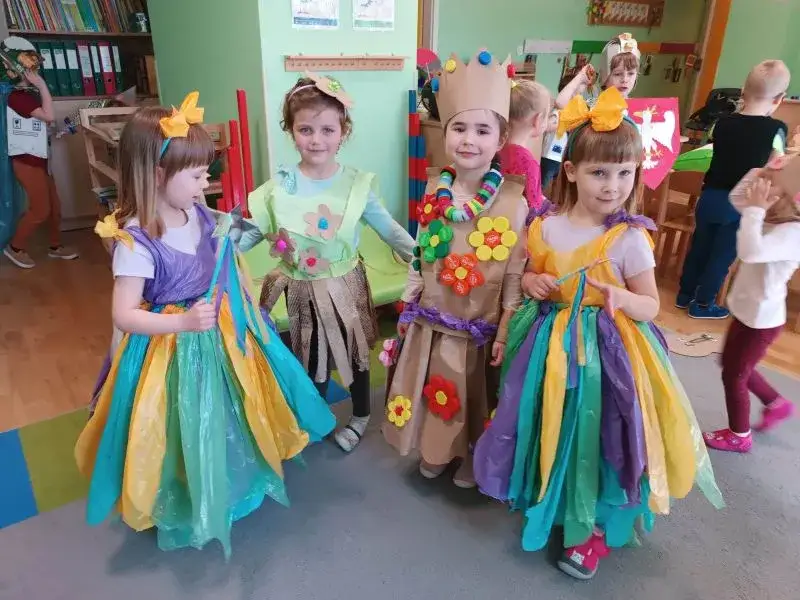 Twórz ekologiczne stroje z recyklingu dla dziewczynki - łatwe pomysły