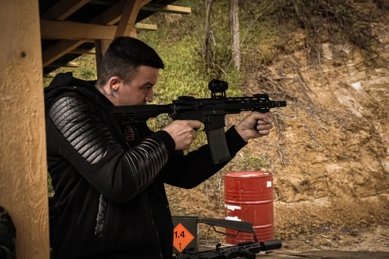 Ile kosztuje strzelnica? Poznaj ceny i pakiety dla Ciebie