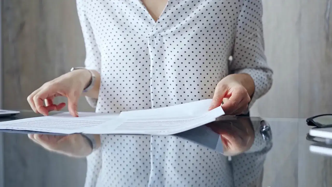 Jak napisać wniosek o odpis wyroku sądowego - uniknij błędów i kosztów