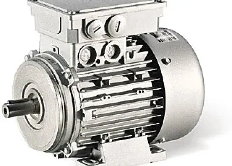 Jak zmniejszyć obroty silnika 230V i uniknąć problemów z wydajnością