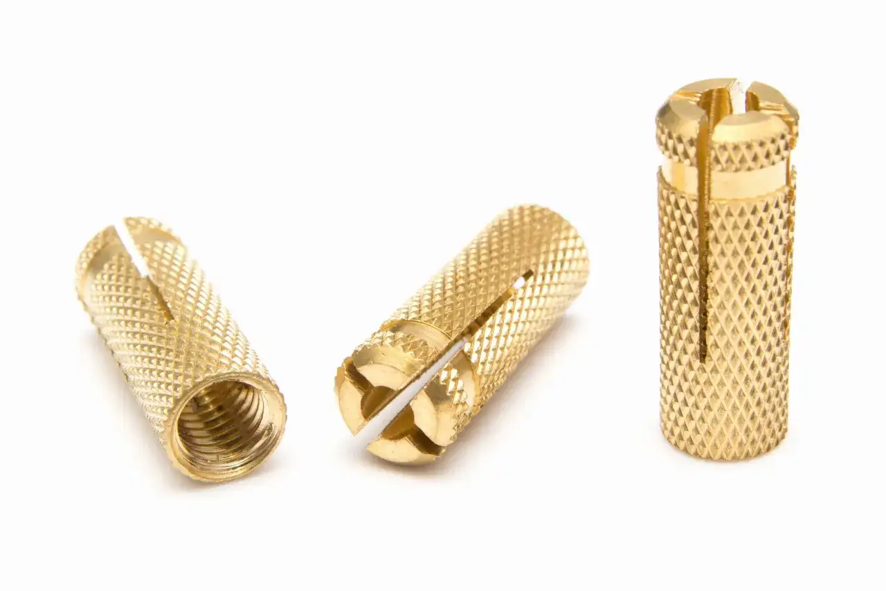 Kotwa rozporowa M12 - poznaj różne typy, zastosowania i ceny