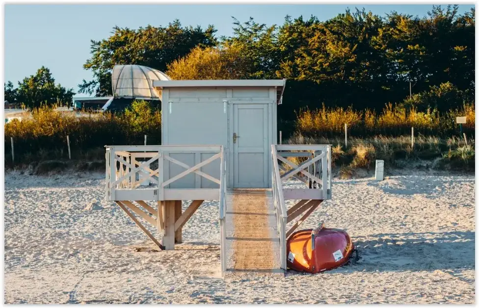 Łeba czy Ustka - który kierunek zapewni lepszy wypoczynek?