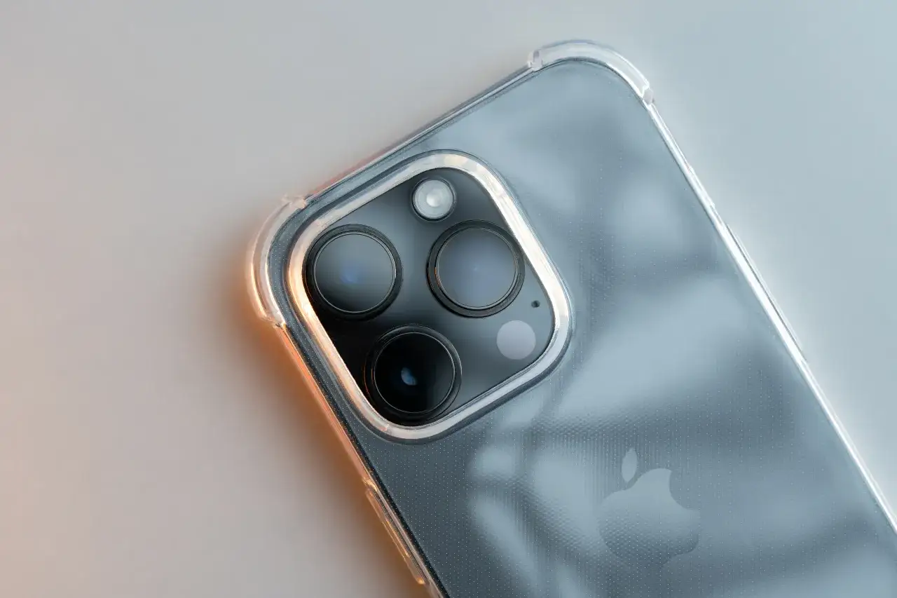 Jak sprawdzić iPhone'a? 15 min, które oszczędzą tysiące!