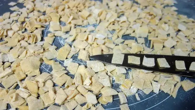 Prosty przepis na ciasto na lazanki, które zachwyci Twoich gości