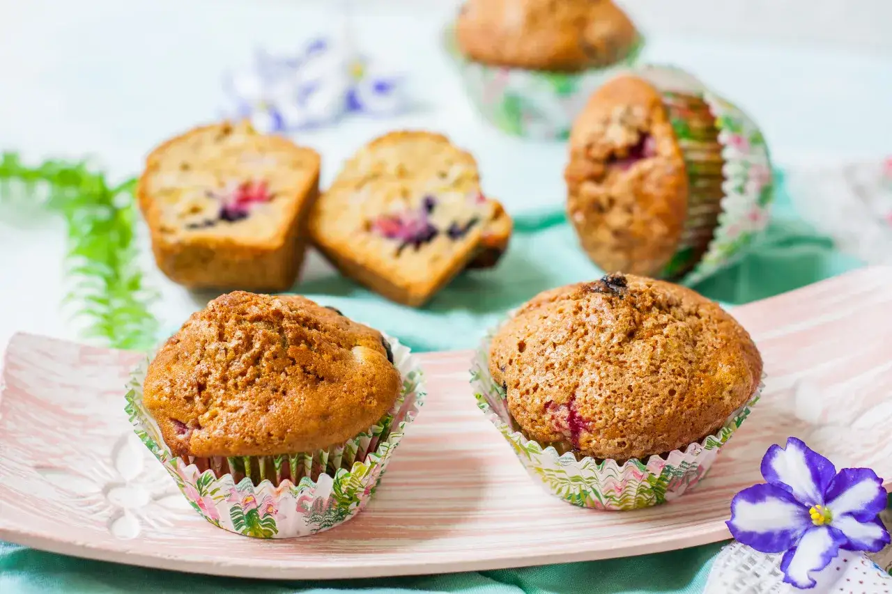 Mrożone owoce do babeczek? Uniknij zakalca i opadania!