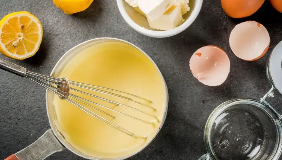 Zagęszczanie sosów: Lekkie i smaczne metody bez kalorii