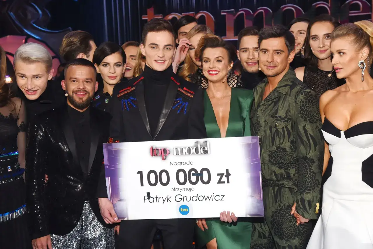 Uczestnicy Top Model świętują finał. Patryk Grudowicz wygrywa 100 000 zł.