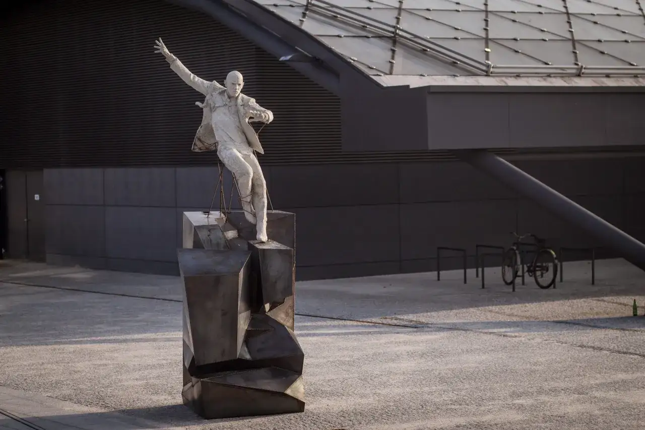 Tomasz Górnicki rzeźba – odkryj niezwykłe dzieła artysty i ich znaczenie