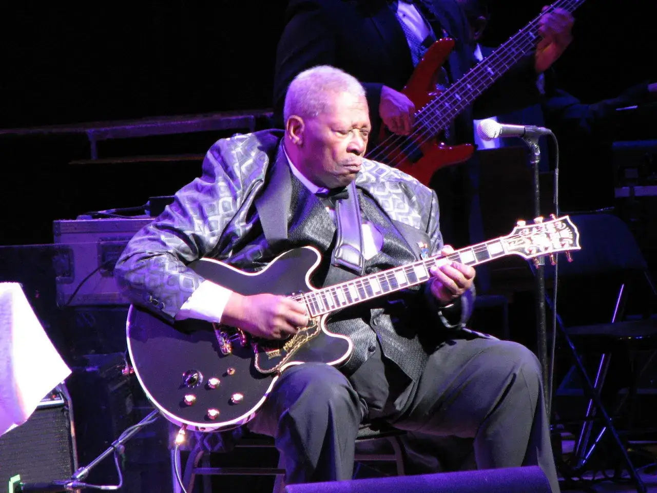 Najwybitniejsi gitarzyści jazzowi i ich wpływ na historię muzyki: Top 10