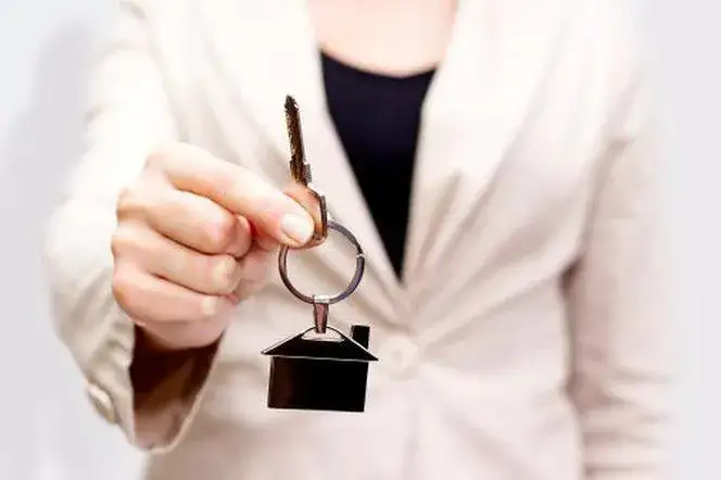 Czy deweloper może narzucić notariusza? Sprawdź swoje prawa jako nabywca