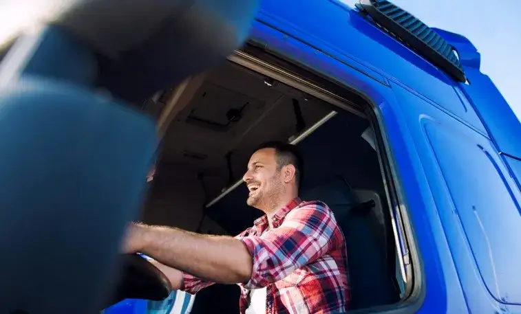 Jak obliczyć ryczałt za nocleg kierowcy i uniknąć błędów w rozliczeniach