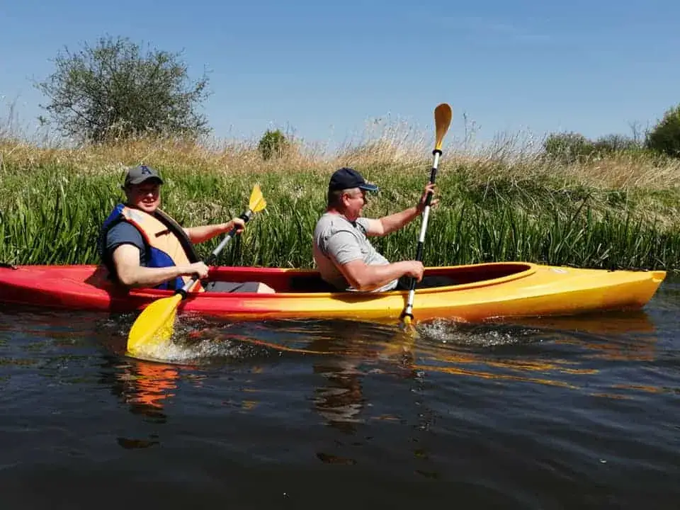 Spływ kajakowy Świętokrzyskie: Jak zaplanować idealną przygodę?