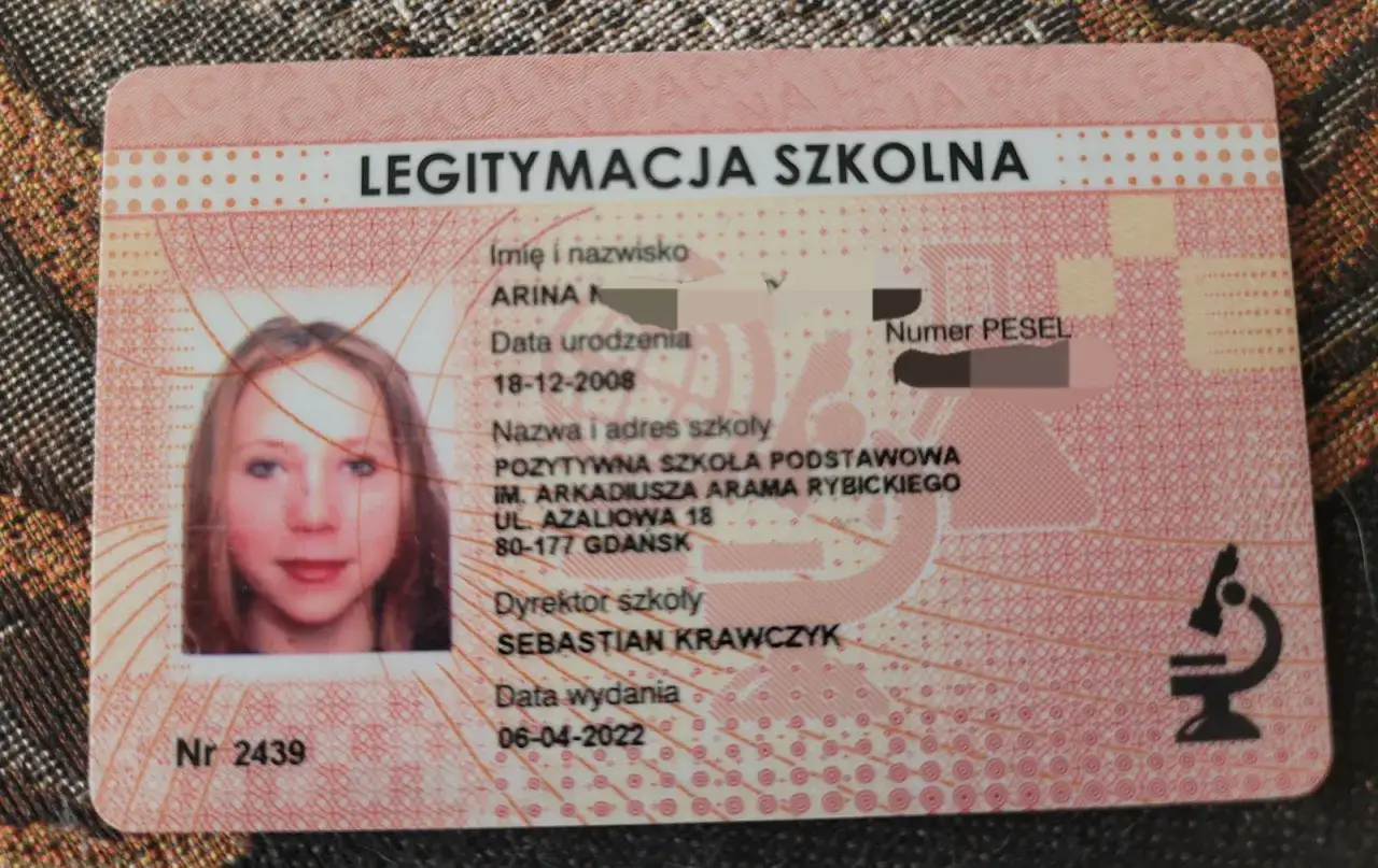 Legitymacja szkolna: Zniżki do 24 lat i po maturze? Wyjaśniamy!