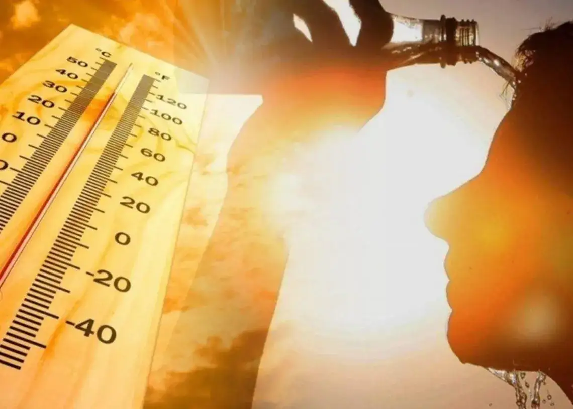 Dlaczego statki stoją na morzu? Odkryj przyczyny i skutki postoju