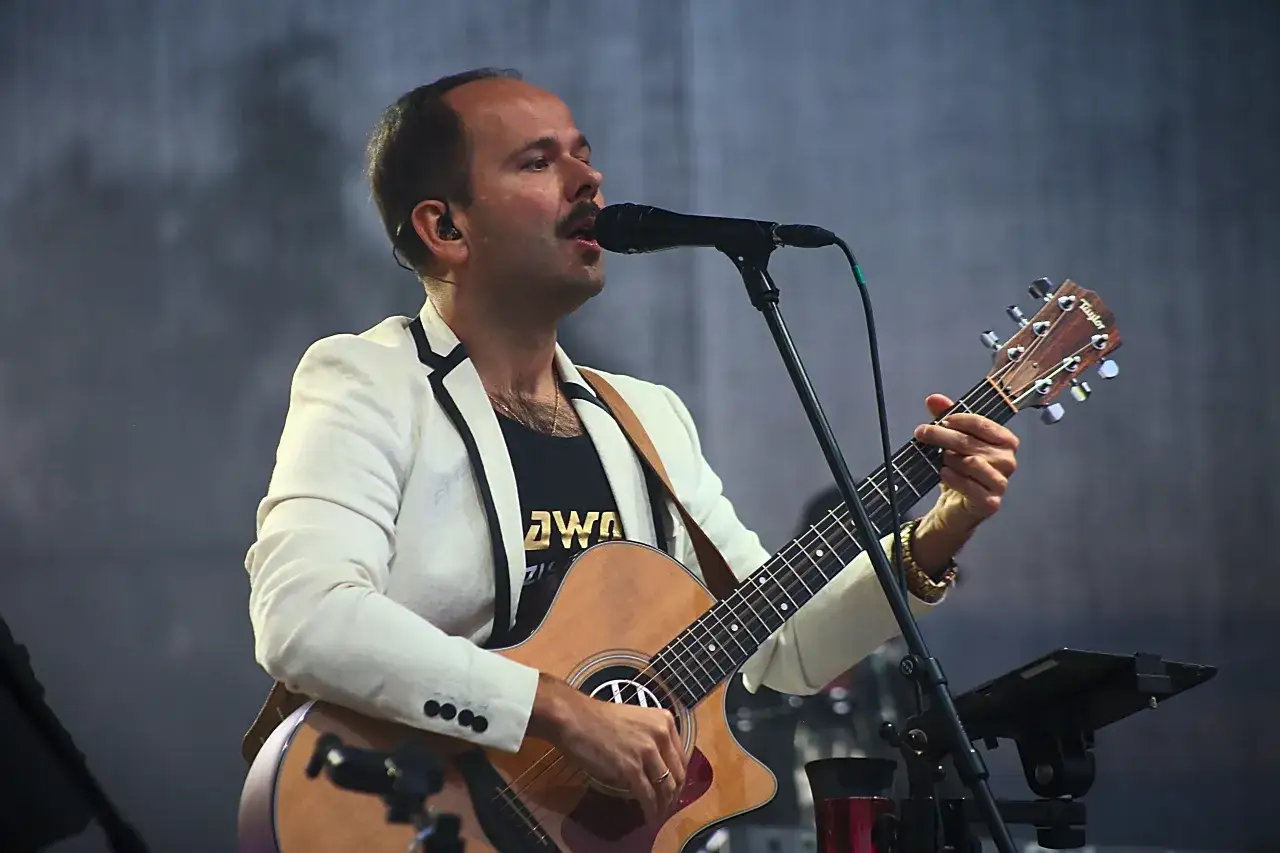 Ile kosztuje koncert Sławomira? Zaskakujące ceny i ukryte koszty