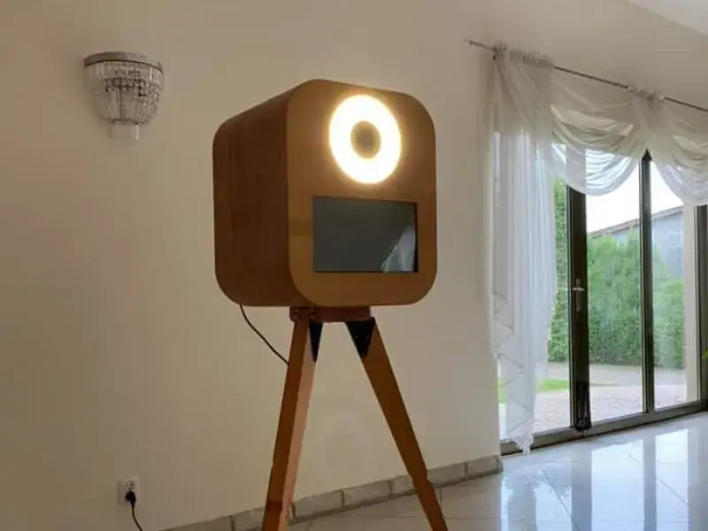 Gdzie znaleźć najlepsze fotobudki w Krakowie? Sprawdź adresy i godziny