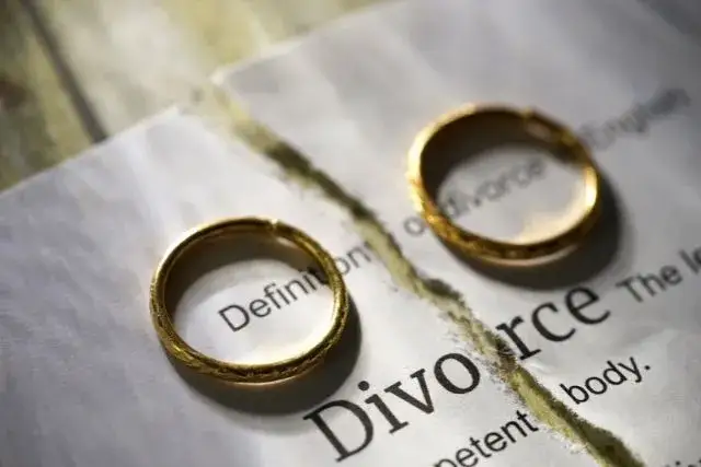 Jakie sądy rozpatrują sprawy rozwodowe w Polsce i jak je wybrać