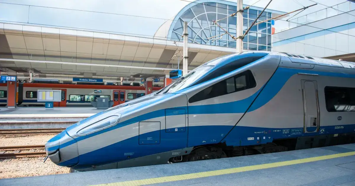 Ile jedzie pendolino z Krakowa do Gdańska? Zaskakujące czasy przejazdu!