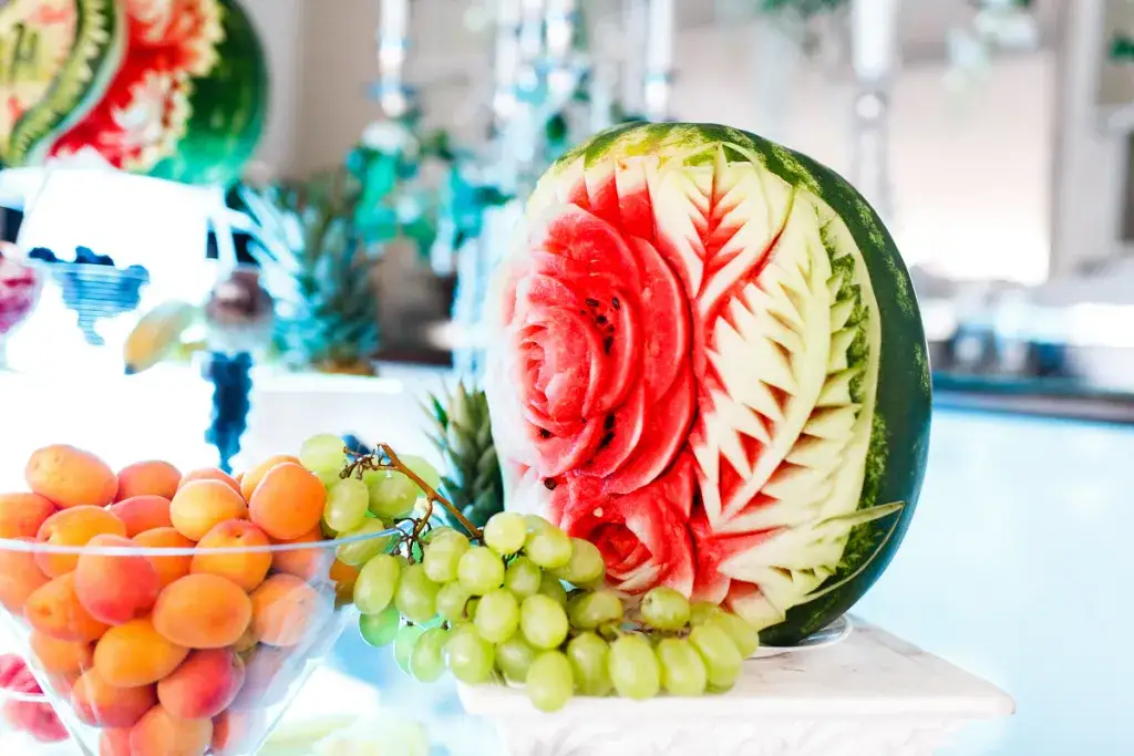 Ile owoców na wesele 120 osób - uniknij nieprzyjemnych niespodzianek