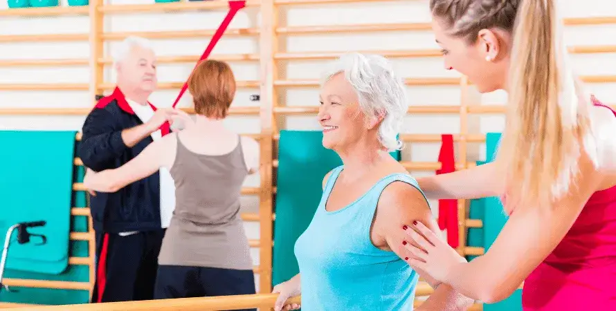 Jakie ćwiczenia po udarze pomogą odzyskać sprawność i siłę?