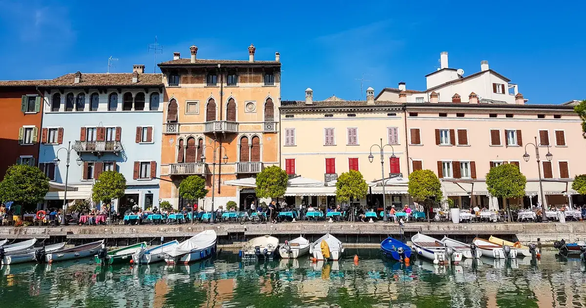 Desenzano del Garda gdzie zjeść: najlepsze miejsca z widokiem i smakiem