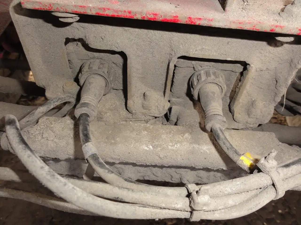 Jak sprawdzić czujnik ABS naczepy i uniknąć kosztownych napraw