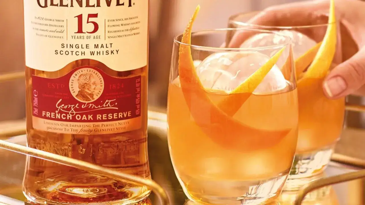 Pyszne drinki na bazie whisky, które zaskoczą Twoje kubki smakowe