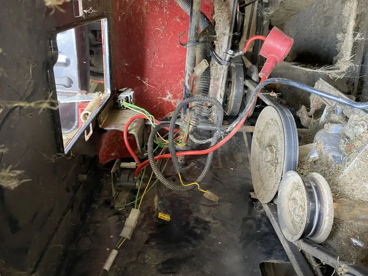 Traktorek nie odpala? Odpal go bez rozrusznika! Bezpieczny poradnik