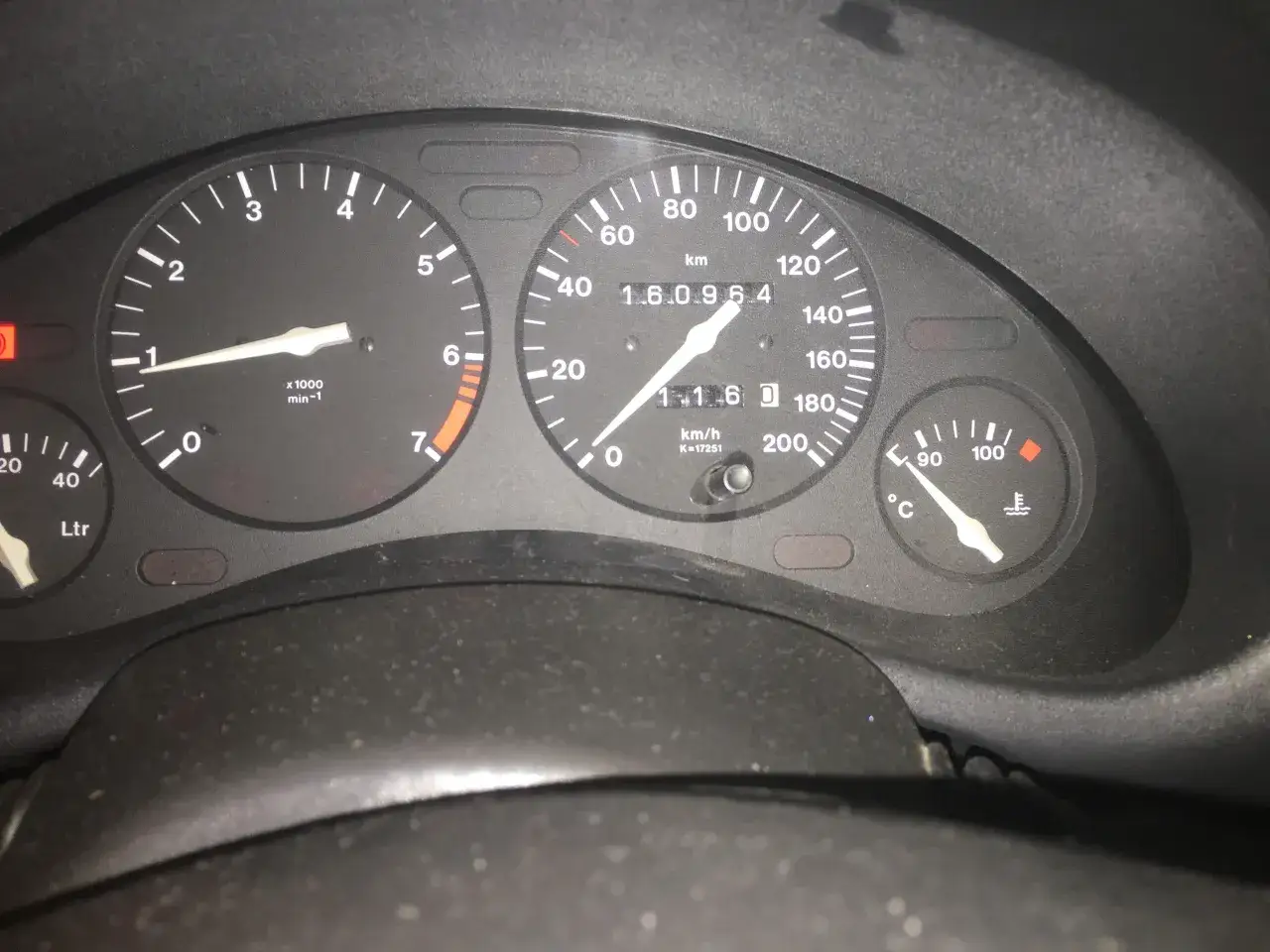 Ile pali Opel Corsa 1.4 benzyna? Sprawdź realne spalanie w mieście i trasie