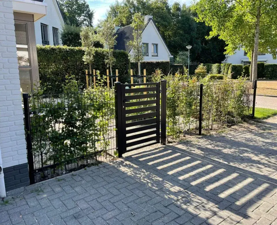 Gdzie zgłosić uszkodzenie ogrodzenia i uniknąć dodatkowych kosztów