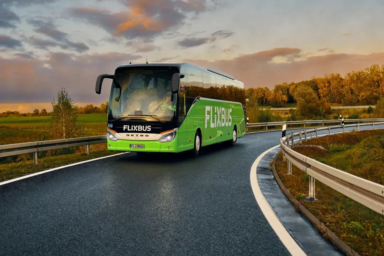 Flixbus Warszawa: Dworzec Zachodni, Młociny, Lotnisko Twój przewodnik