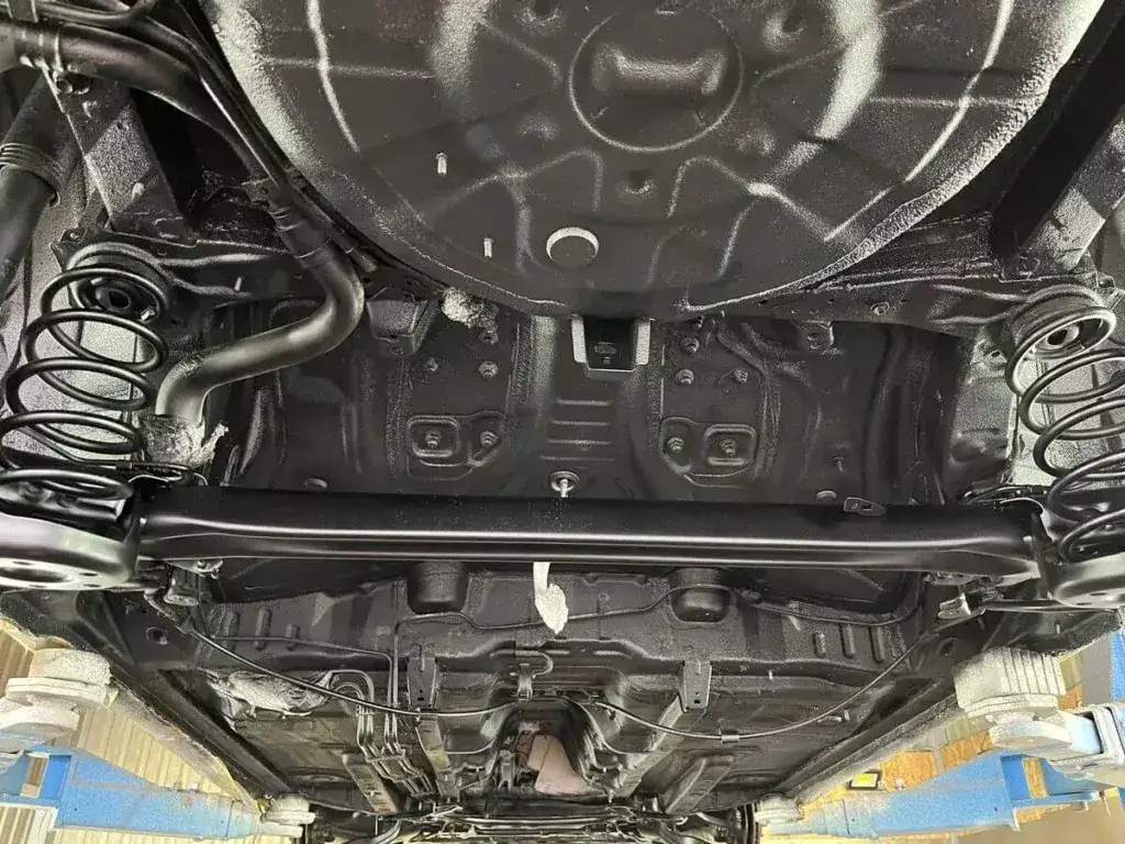 Ocynkowane blachy w Toyocie - fakty o zabezpieczeniu antykorozyjnym aut