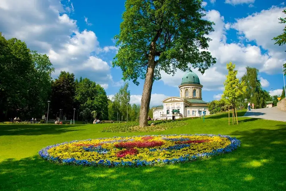 Prywatne sanatoria w Lądku-Zdroju: zdrowie i komfort w jednym miejscu