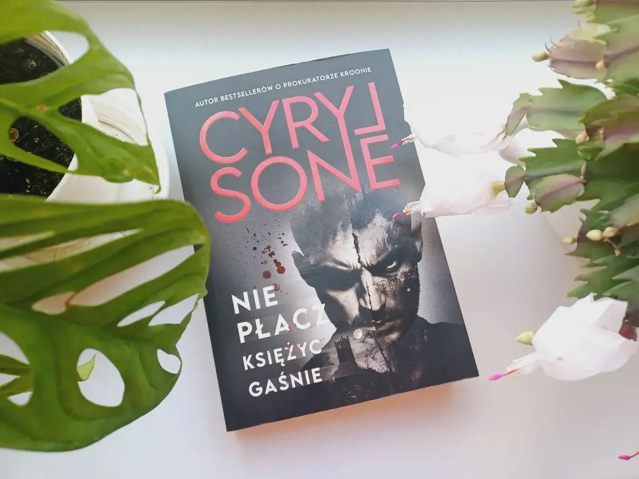 Profesjonalna recenzja książki: Jak pisać, by naprawdę wciągać?